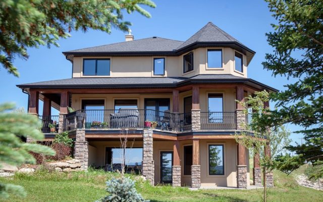 A Woman Is Holding an Essay Contest . . . and the Prize Is Her $1.3 Million House