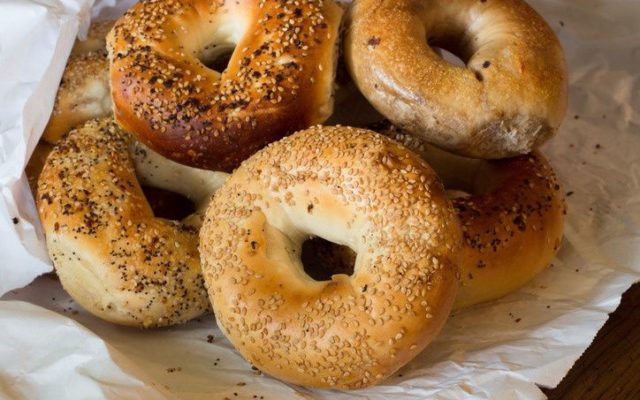 People Are Losing It Over Bagels Sliced Like Loaves of Bread