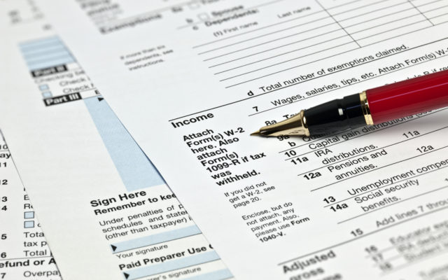 It’s Tax Day! A Poll Found One in Seven Americans Wait Until the Last Minute