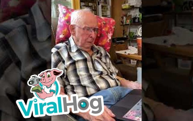 A 98-Year-Old Man Cries When a Photo of His Deceased Wife Comes to Life