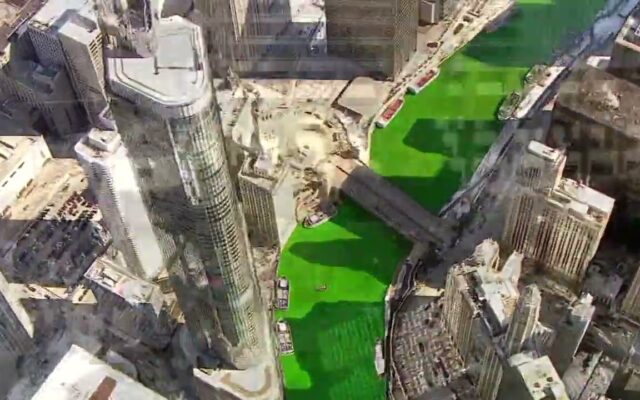Time-Lapse of the Chicago River Being Dyed Green for St. Patrick’s Day