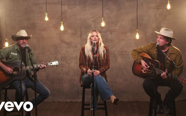 Miranda Lambert, Jack Ingram & Jon Randall Acoustic Version of “Ghost”