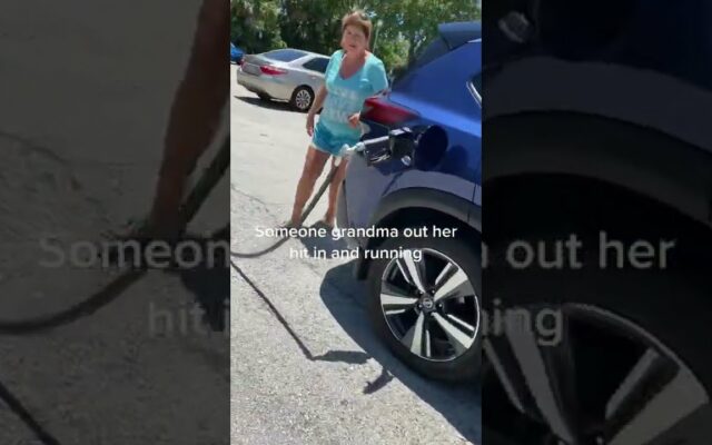 A Granny Is Called-Out for Driving Away with the Gas Nozzle in Her Car, and Then Makes a Run for It